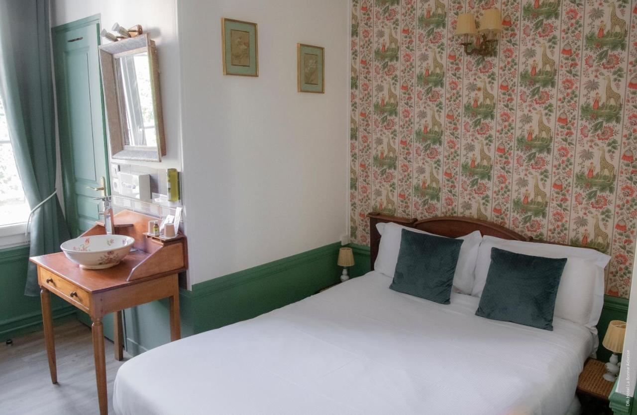Hotel De Charme La Bonne Adresse - Logis Hotels Le Havre Eksteriør bilde